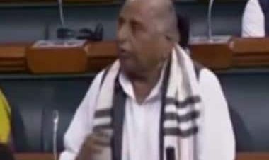 Watch: When Mulayam Singh shocked Sonia Gandhi in Parliament, said he wanted Modi to become PM in 2019