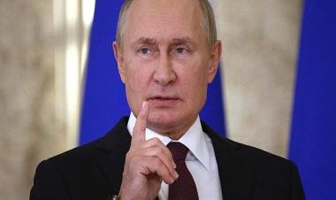 Russian President Vladimir Putin calls oil price cap 'threat to billions of people'