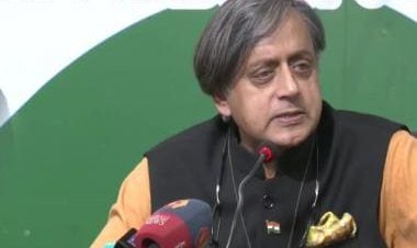 'Don't you not see difference in treatment?' Shashi Tharoor rues 'favouritism' for Kharge in Congress presidential polls