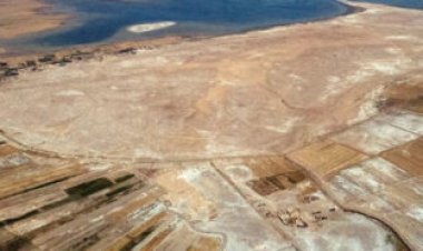 Drone photos reveal an early Mesopotamian city made of marsh islands