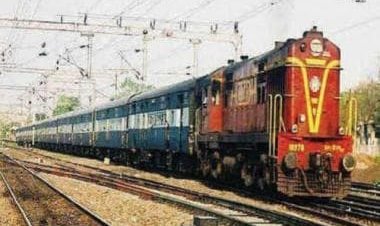 Return of ‘Jungle Raj’ in Bihar as Delhi-Kolkata Duronto Express robbed at gunpoint near Patna