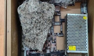 Mangalore man receives stone and e-waste from Flipkart, after ordering a laptop