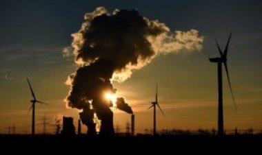 Wind turbines could help capture carbon dioxide while providing power