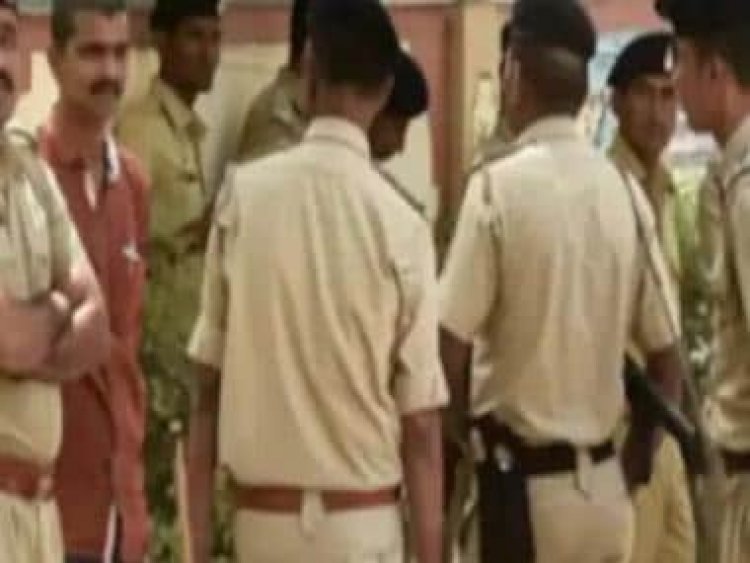 Watch: MP cops unique punishment to miscreants who allegedly blew trumpets into people’s ears
