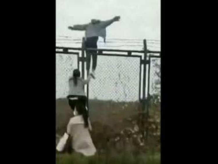 Watch: Workers flee COVID-19 lockdown at China's biggest iPhone factory