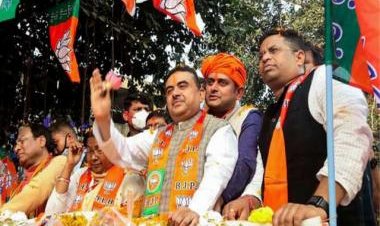 West Bengal: BJP leader wields trishul, warns Mamata Banerjee, Trinamool Congress