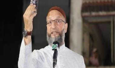 WATCH: Black flags, 'go back Asaduddin Owaisi' chants welcome AIMIM chief in Surat ahead of Gujarat polls