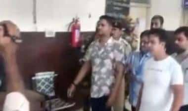 Gujarat polls: Kidnapped AAP candidate appears before Returning Officer, withdraws nomination