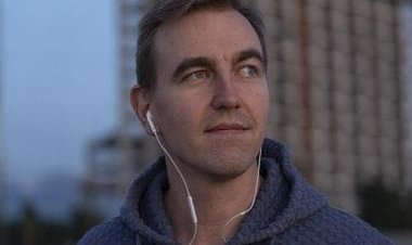 Explained: Can earbuds be used as hearing aids?