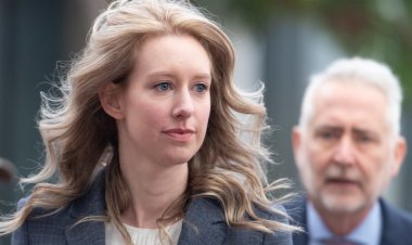Former Silicon Valley Star Elizabeth Holmes Sentenced to Prison