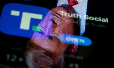 Digital World Stock Slides As Donald Trump Gets Twitter Invite From Elon Musk Ahead of Merger Extension Vote