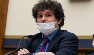 FTX Collapse: 'Emperor' Bankman-Fried Had No Clothes
