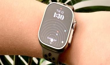 Astronomy watch face on Apple Watch enables exciting view of Solar System; check features here