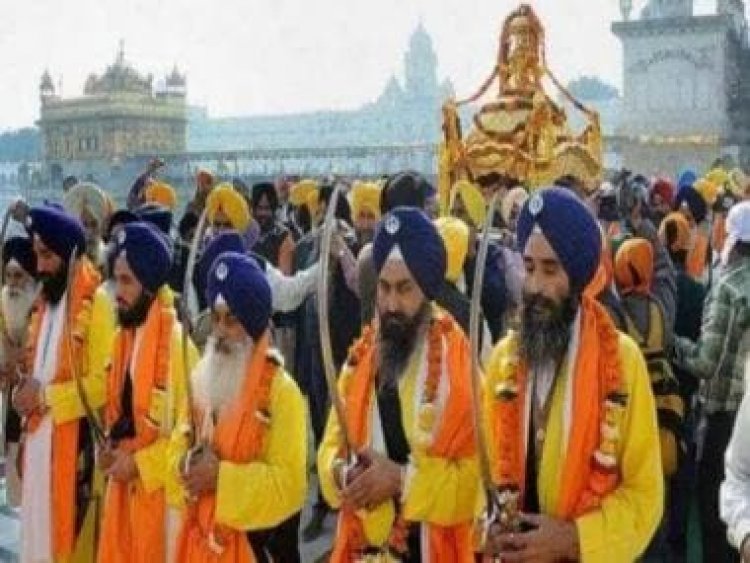 Guru Nanak Jayanti 2022: Wishes and messages to share on occasion