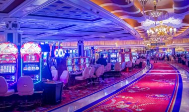 Las Vegas Strip Leader Sells Key Casino