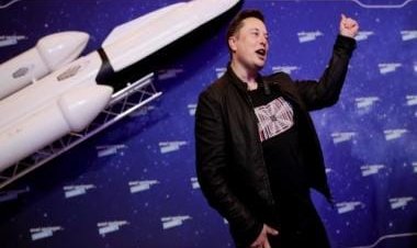 Elon Musk ‘resolves’ Twitter clash with Apple. But what really happened in the first place?