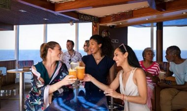 What You Need to Know About Tipping on Royal Caribbean and Carnival Ships