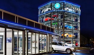 Dangerous Slide of Carvana, the 'Amazon of Used Cars'