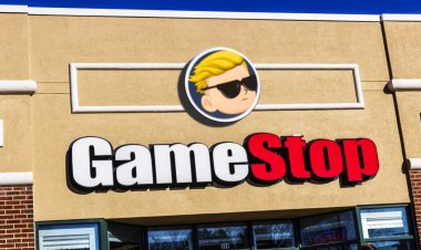 GameStop Earnings Preview: FTX Collapse, Video Game Demand In Focus As Short Sellers Stalk Retailer