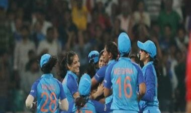Watch: How Mandhana, Renuka helped India stun Australia in Super Over in 2nd T20I