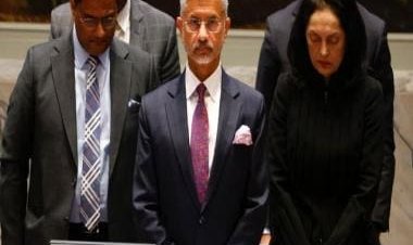 WATCH as Indian Foreign Minister S Jaishankar destroys Pakistan journalist