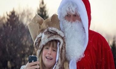 Body shaming Father Christmas? Why call to ban ‘fat’ Santas has stirred row in Australia