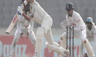 IND vs BAN 2nd Test Live Score Day 2: Kohli falls after lunch; India 120/4