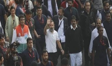 Delhi sees serpentine traffic snarls as Congress’ Bharat Jodo Yatra enters national capital