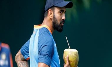 ‘Average is not acceptable as an opener,’ Dinesh Karthik criticises KL Rahul’s poor form