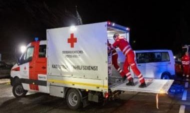 Austria avalanche: Ten missing skiers feared buried under snow found alive