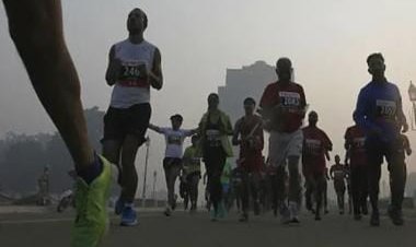 Wear right shoes, stay hydrated and more: 6 tips to run in winters