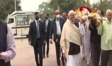 Hiraben Modi Death News LIVE: Ministers condole demise of PM Modi's mother