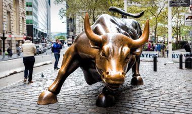 Stocks Firmly Higher, Jobs Report, Tesla, SBF Plea And Damar Hamlin Condition - Five Things To Know