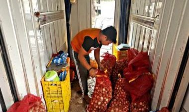 Inflation-hit Philippines eyes onion imports as prices hit $11.68/kg