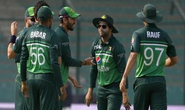 PAK vs NZ, 1st ODI LIVE SCORE: Pakistan vs New Zealand Live from Karachi