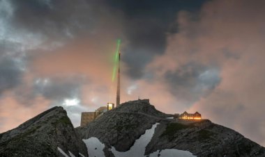 A powerful laser can redirect lightning strikes