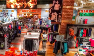 Dick's Sporting Goods Makes Morningstar List of Most Overvalued Stocks