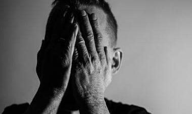 Five tips to help a person with panic attack