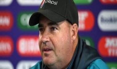 Mickey Arthur set to be Pakistan team director, will travel with team during high-profile events: Reports