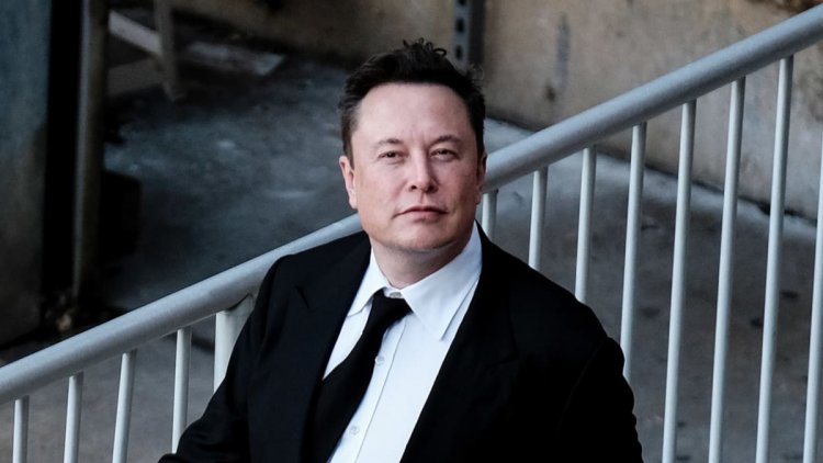 Elon Musk Comes to the Rescue of Struggling President