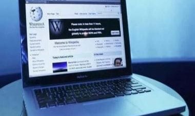 Pakistan blocks Wikipedia over ‘sacrilegious’ content