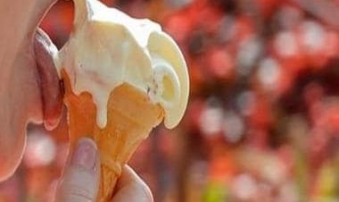 Viral video: Teacher announces 700 ice creams for students on his 50th birthday, clip wins hearts