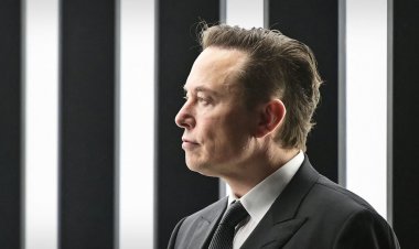 Elon Musk Has Tough Questions About the War in Ukraine