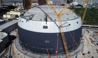 Las Vegas Strip's Biggest Mystery Nears Opening Day