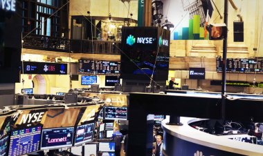 Stocks Edge Higher, Cisco, Roku, Twilio, Raytheon - Five Things To Know