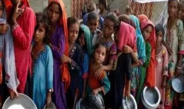 Pakistan running out of essential items as inflation hits new high