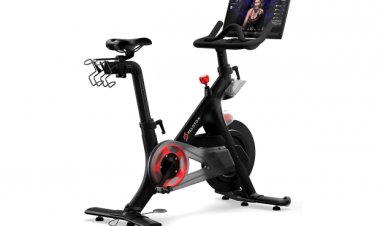 The Original Peloton Bike Is Over $300 Off at Woot