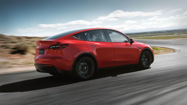Here’s The Anti-Tesla Ad That Airs During The Super Bowl on Sunday