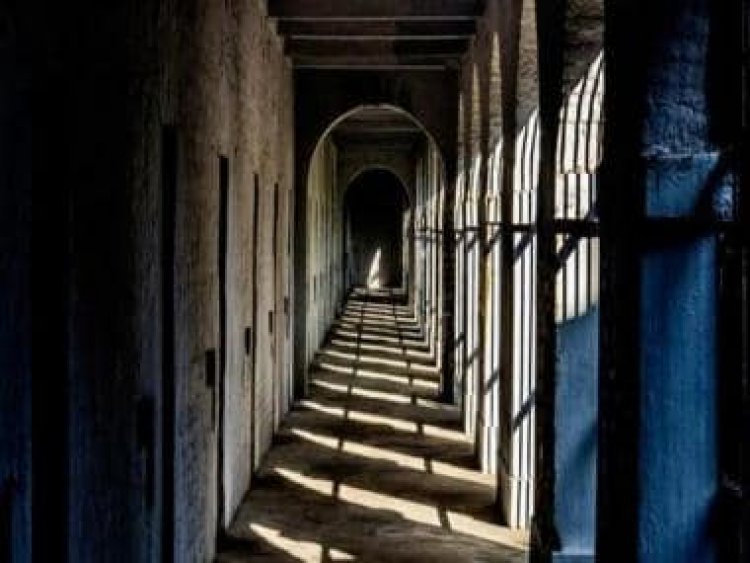 Russian journalist jailed for 6 years over online posts on Ukraine