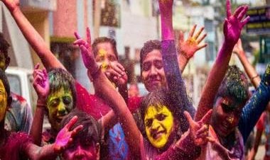 Happy Holi 2023: Best wishes, messages and greetings to send to your loved ones
